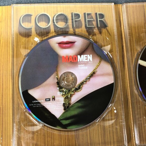 Mad Men - Season 2 (DVD, 2009, 4-Disc Set) - Picture 8 of 11